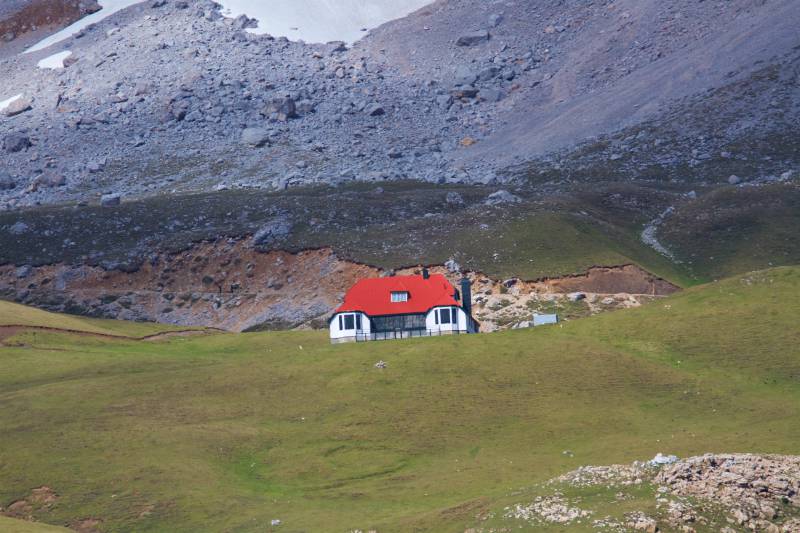 El Chalet Real en los Picos de Europa | venapicos.com
